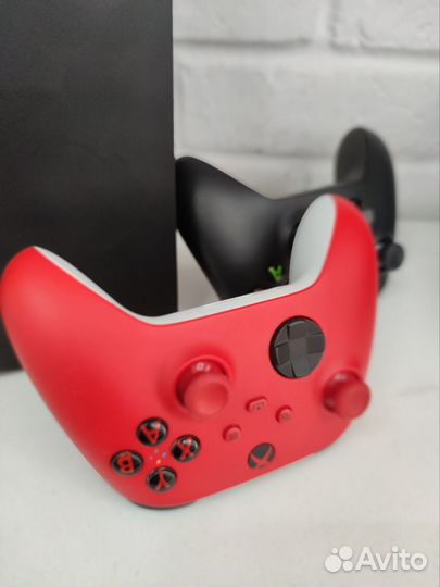 Игровые приставки Microsoft Xbox Series X