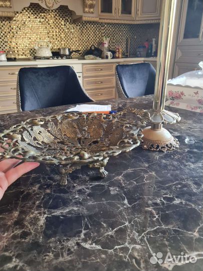 Ваза бронзовая