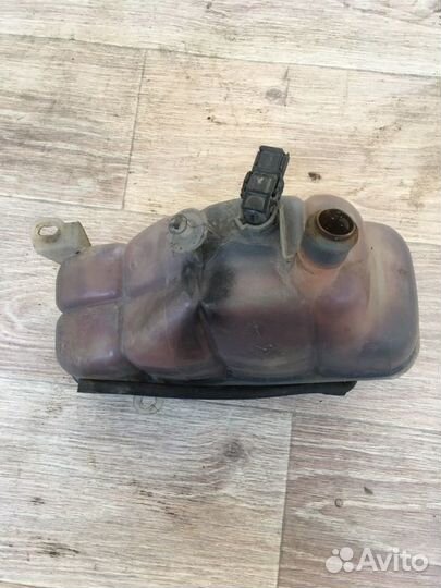 Бачок расширительный Mercedes-Benz C-Class W202