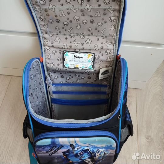 Школьный рюкзак