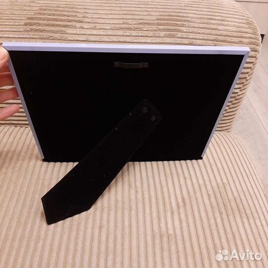 Рамки для фото новые 2 шт