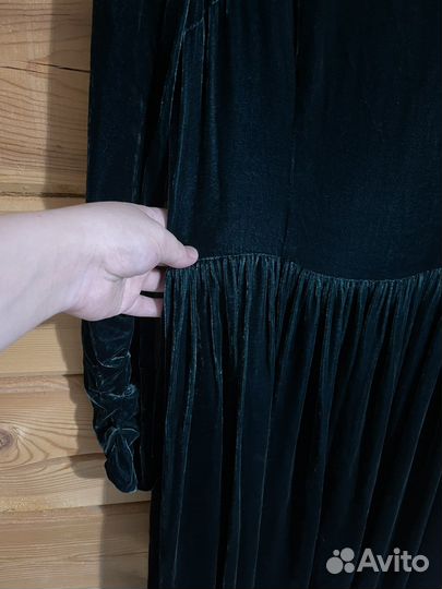 Платье бархатное