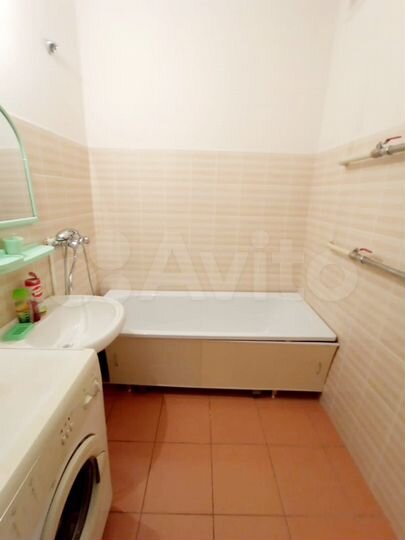 2-к. квартира, 56 м², 8/17 эт.