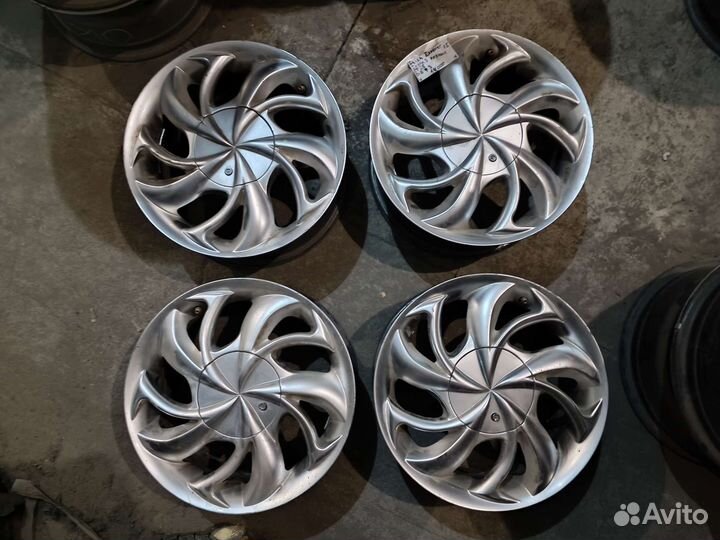 Stitch r15 (5-114,3) ет 35 dia73