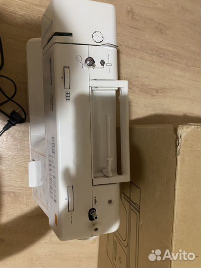 Husqvarna viking e10