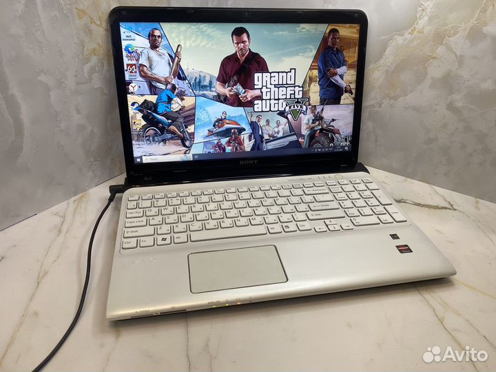 Игровой ноутбук Sony i7/8Gb/SSD+HHD