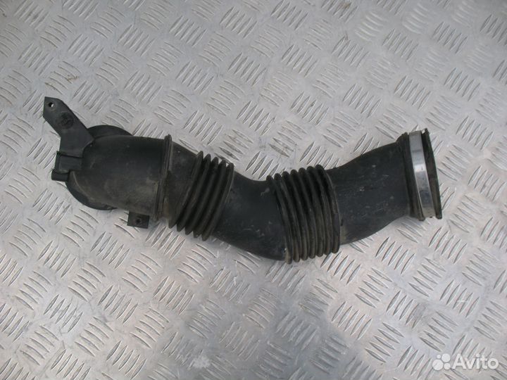 Патрубок воздушного фильтра Форд Куга 1 2.0d