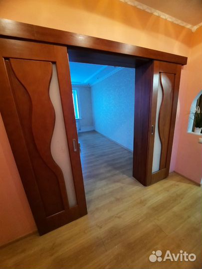 Межкомнатные двери бу из массива дерева