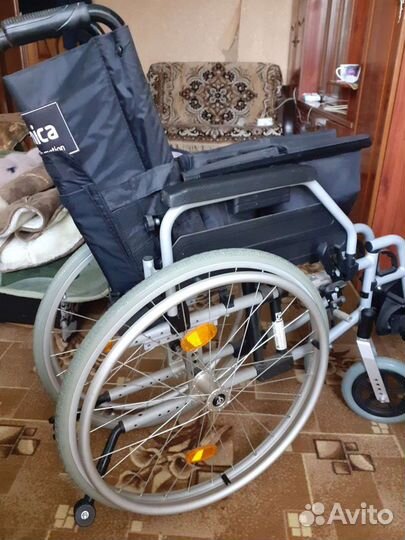 Коляска инвалидная