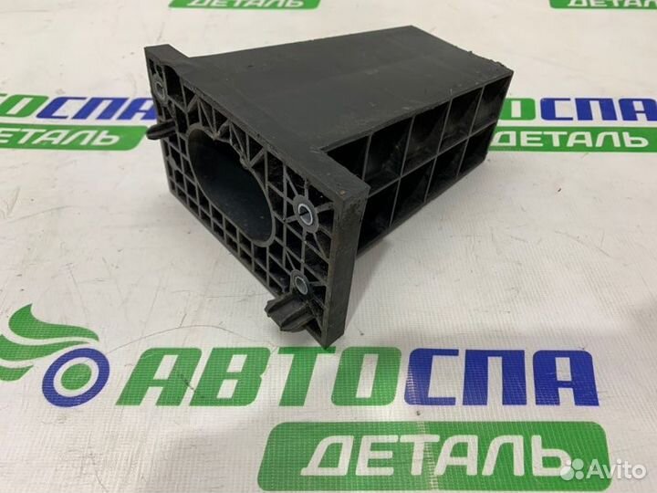 Кронштейн бампера передний левый Citroen Grand C4