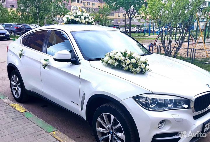 Свадебные украшения на машину