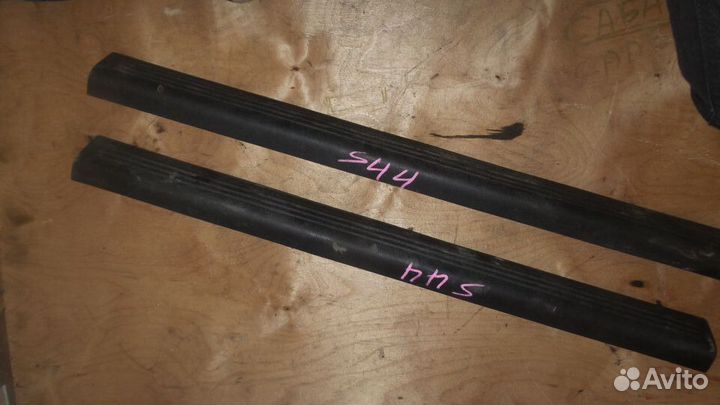 Накладки на порог Dodge Challenger