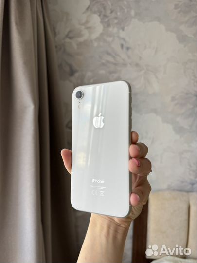 iPhone Xr, 128 ГБ