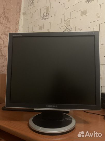 Монитор Samsung syncmaster 930BF S