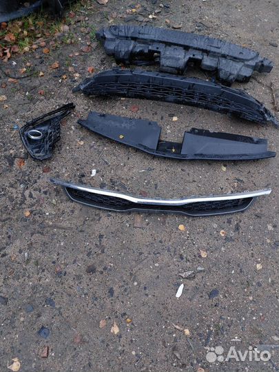 Решотки бампера киа рио 4