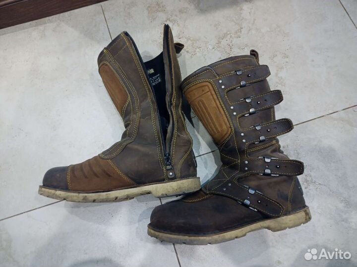 Мотоботинки