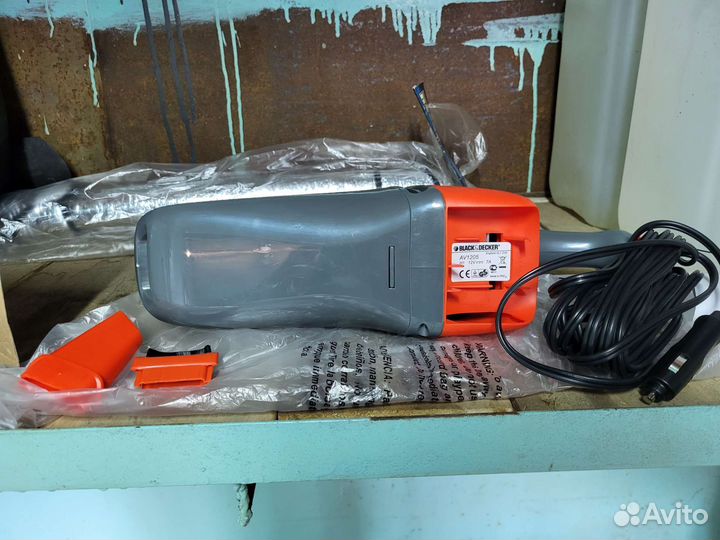 Автомобильный пылесос black decker