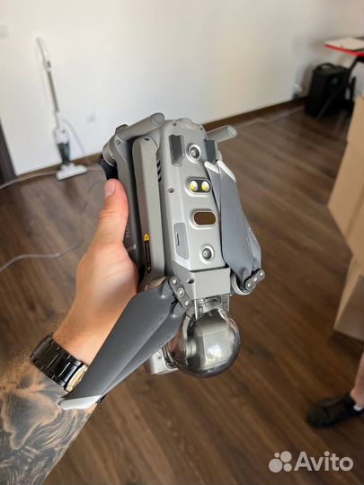 DJI Mavic pro 2 + DJI goggles