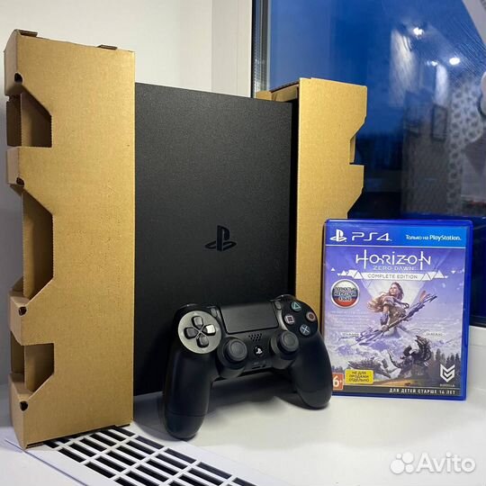 Sony Playstation 4 / Slim / 500GB + диск