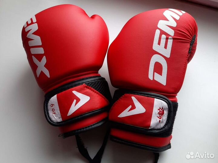 Боксерские перчатки 6 oz