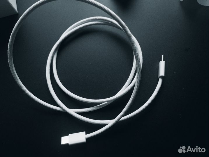 Беспроводные наушники AirPods Pro 2