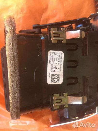 Дефлектор вентиляции mercedes