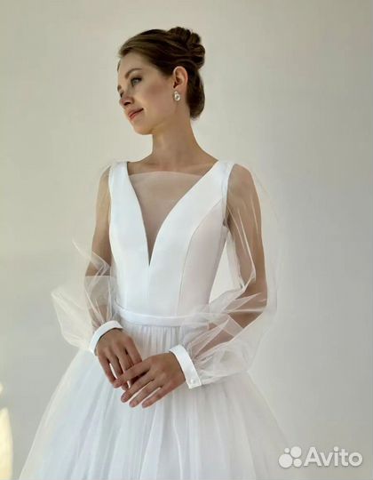 Свадебное платье
