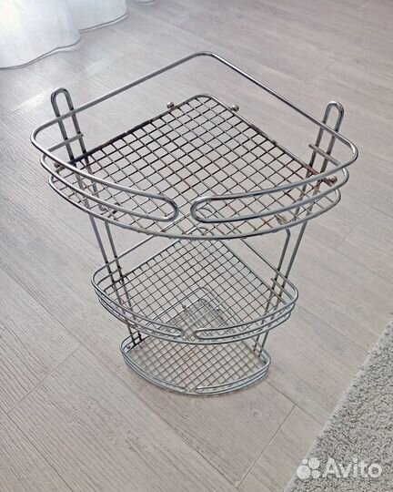 Полочка для ванной комнаты