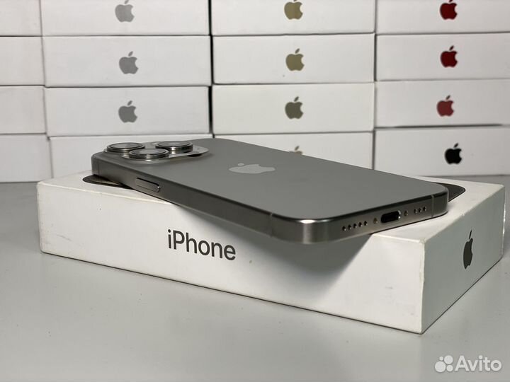 iPhone 15 Pro, 256 ГБ