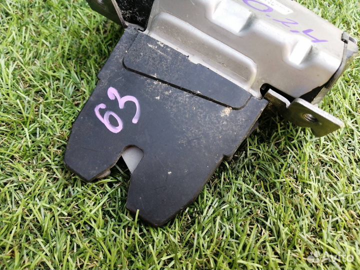 Замок багажника Volvo S60