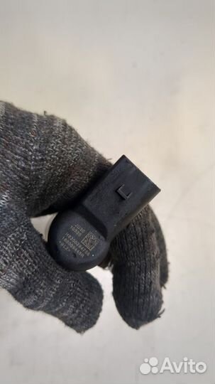 Форсунка топливная Renault Megane 3