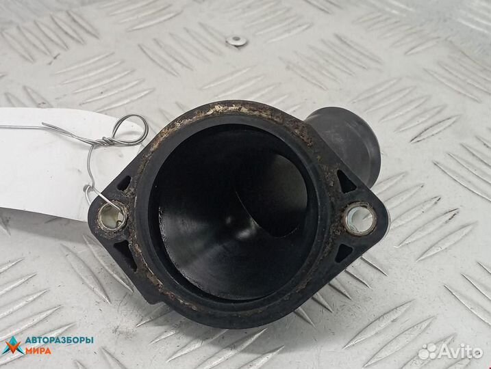 Корпус термостата Toyota Prius 2 2006 1632121010