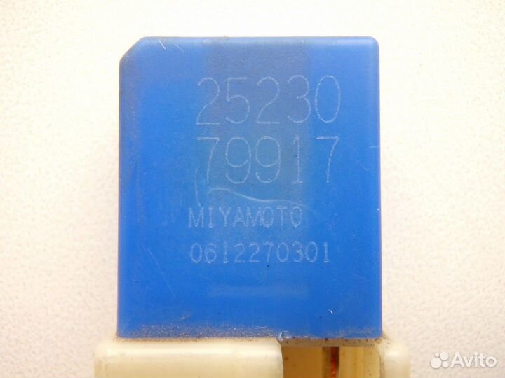 Реле nissan 2523079917