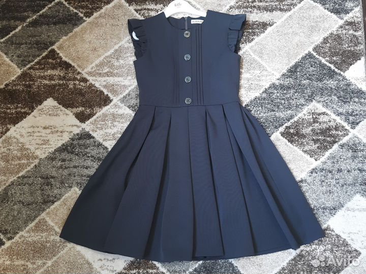 Школьная форма для девочки 134-140 серая