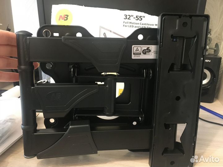 Кронштейн для телевизора поворотный