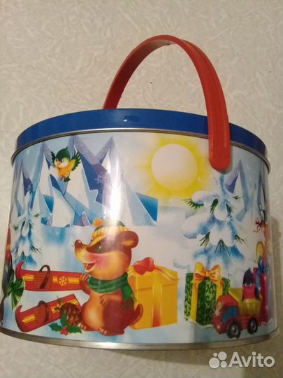 Коробка для новогоднего подарка