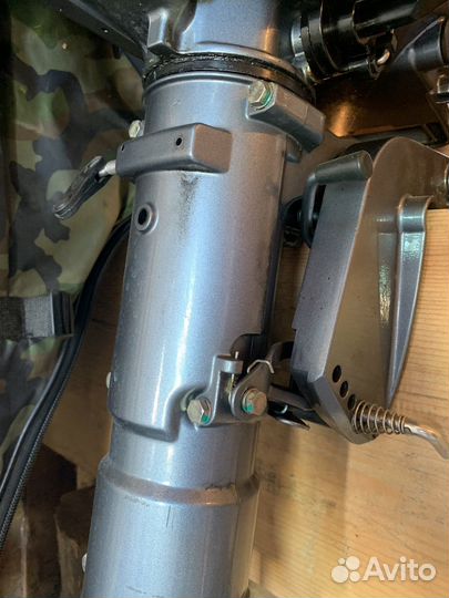 Подвесной лодочный мотор