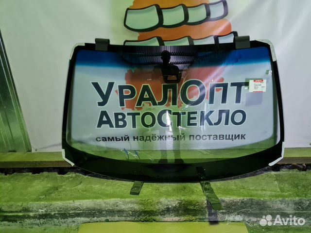 Лобовое стекло BMW 1 (E87 \ E81)