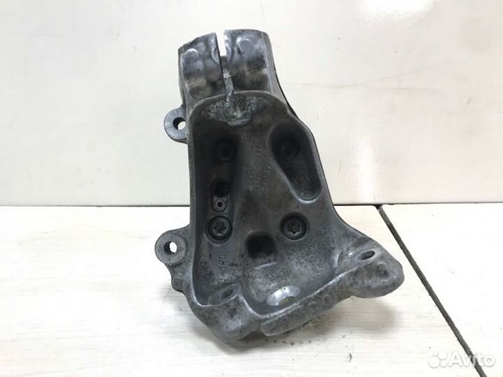 Кулак передний левый Bmw 3-Series F30 2017