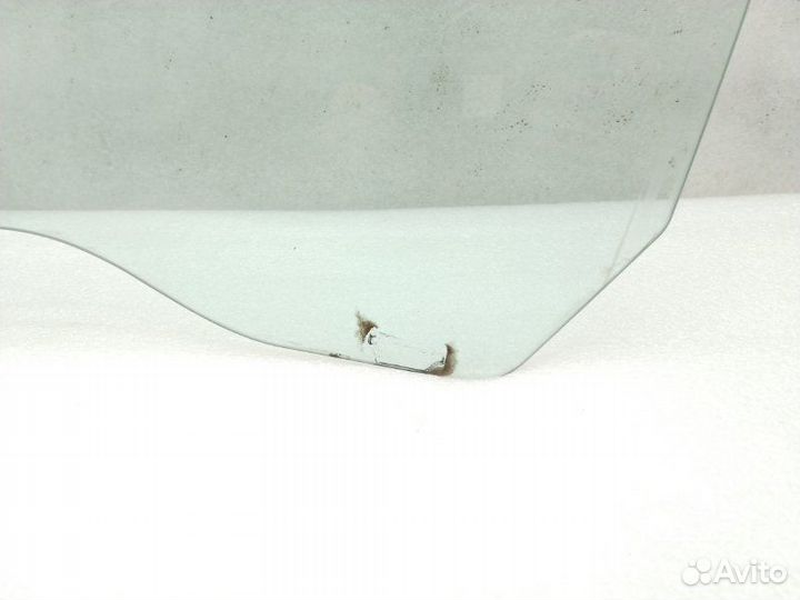 Стекло двери переднее левое Chevrolet Cruze J300