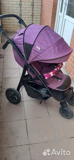 Прогулочная коляска joie mytrax
