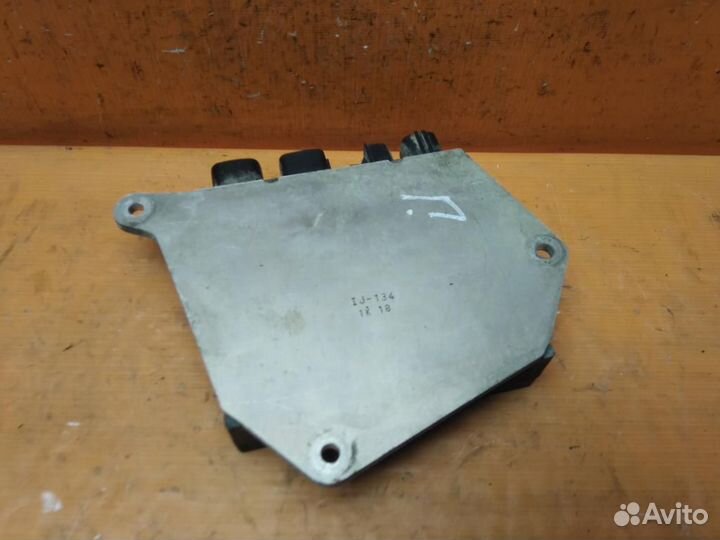 Блок электронный Lexus IS 250/350 (2005-2013)