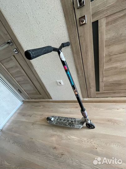 Кастом (Custom) трюковой самокат