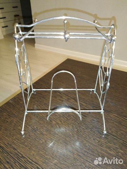 Деревянная подставка под стаканы