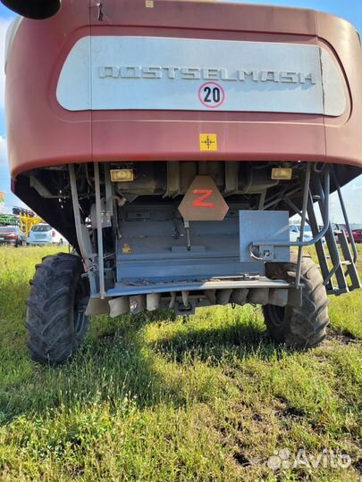 Комбайн Ростсельмаш Torum 740, 2011