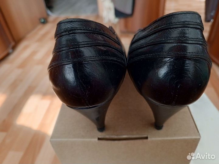 Туфли кожа Италия echtes leder женские 39 р. (7,5)