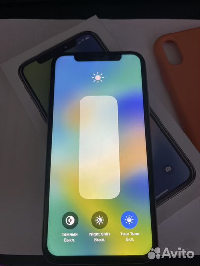 iPhone X, 256 ГБ
