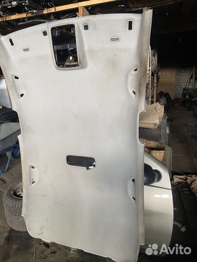 Обшивка потолка Volkswagen Golf Plus 05-14г