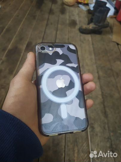 iPhone SE (2020), 64 ГБ