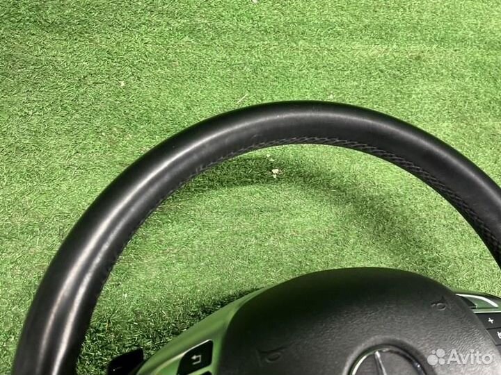 Рулевое колесо Mercedes-Benz M-Class